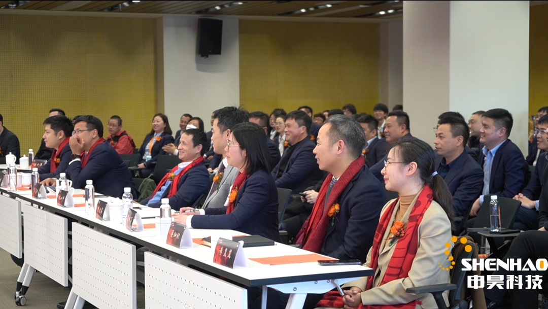 ��8ͷ�����(�й���½)-�ٷ���վ