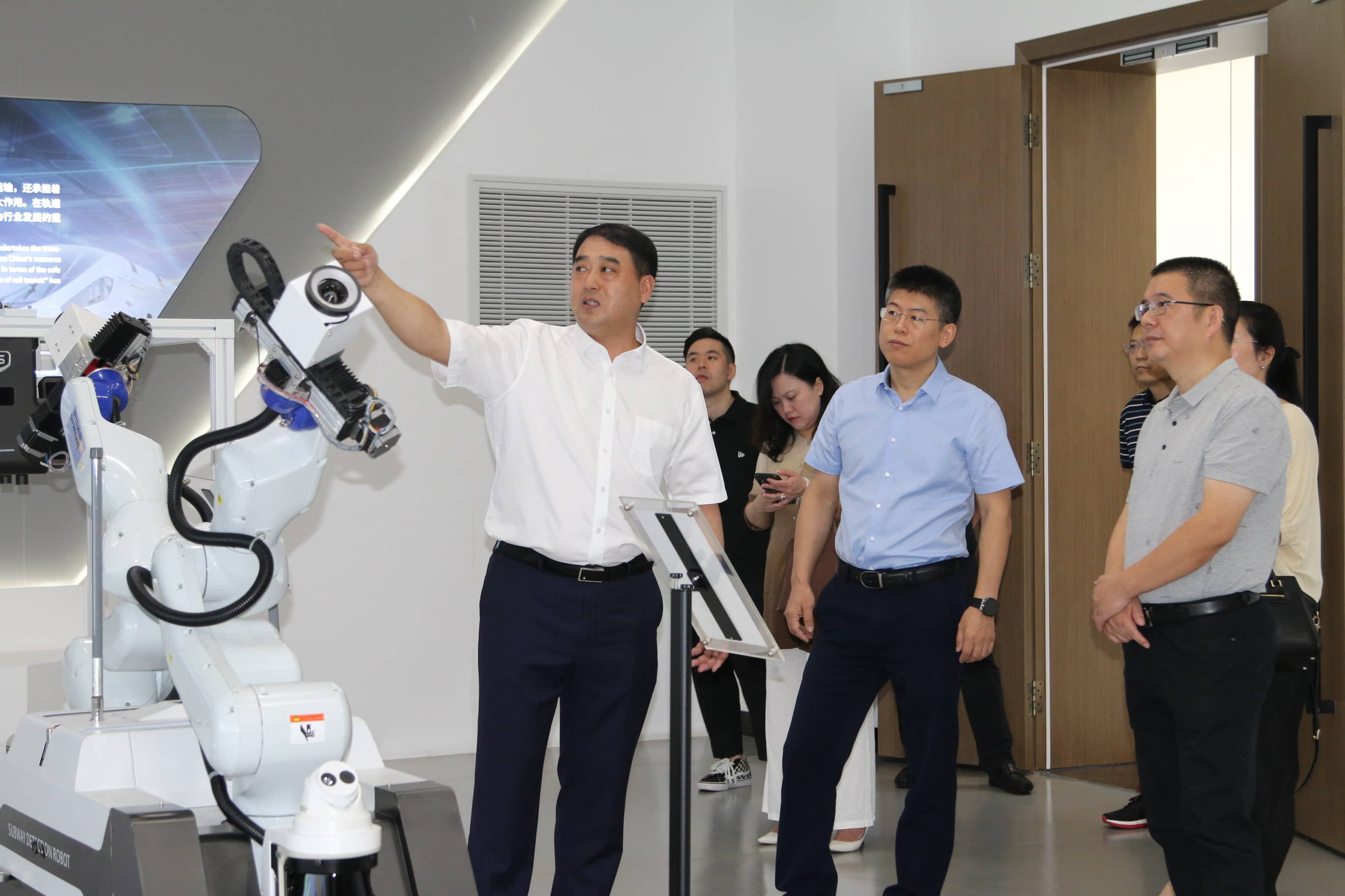 ��8ͷ�����(�й���½)-�ٷ���վ